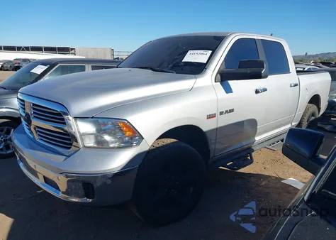 2016 Ram 1500 Big Horn z USA, uszkodzony, nr VIN 1C6RR7LT5GS104856